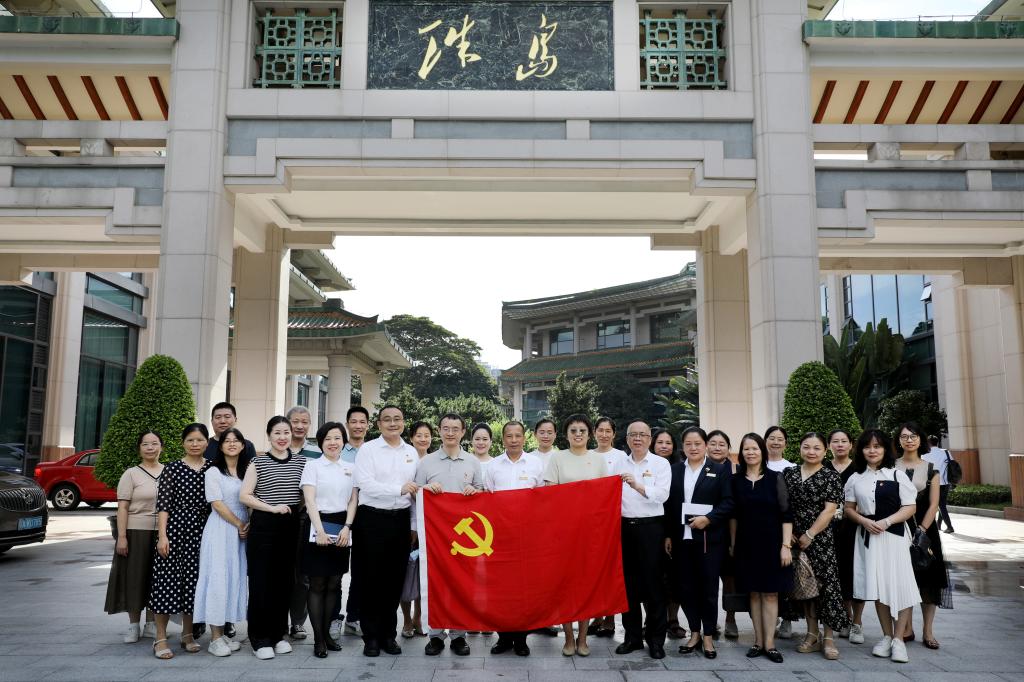 eadeca964d672b4b69cc52dfbaddcc0