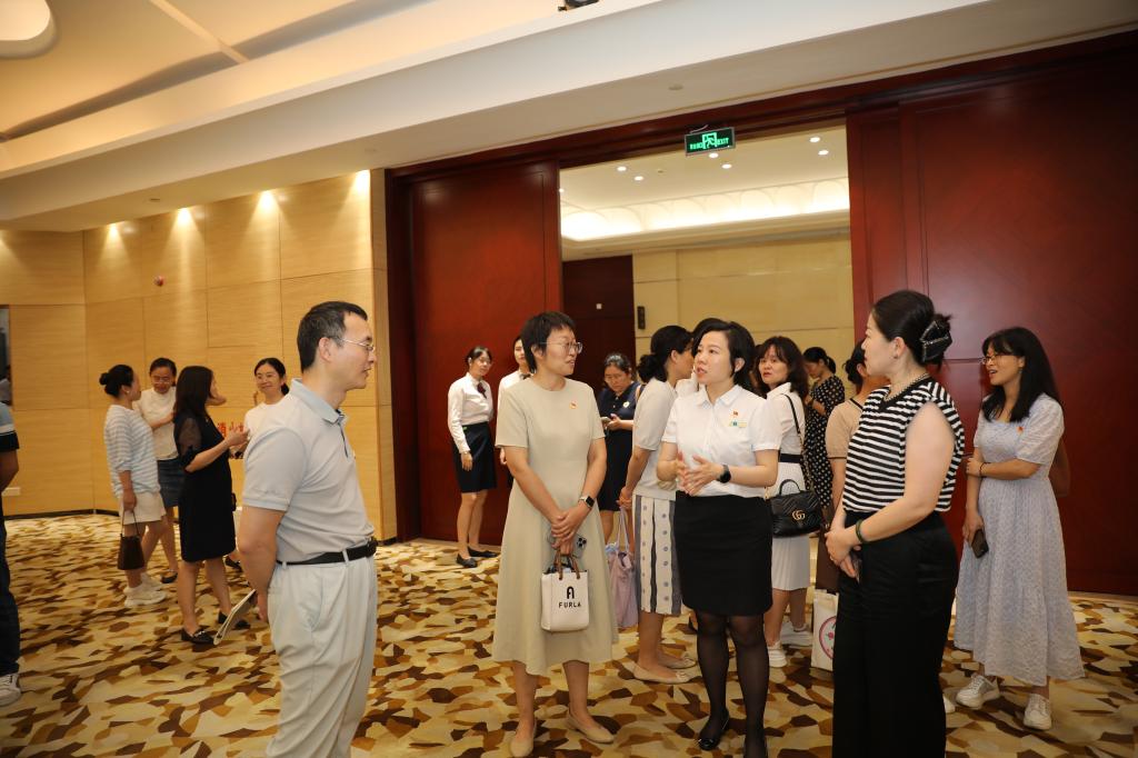 f3c814de681e954a3d45cdbca5cb728