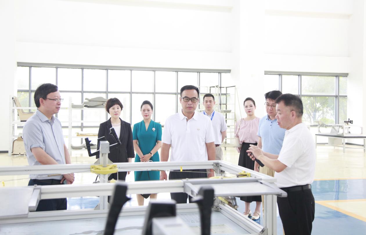 d2eb97e930f6b518f38a4a7225558fc