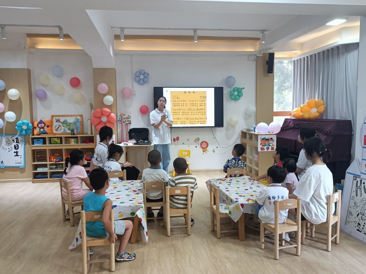 学前托管班授课现场.jpg