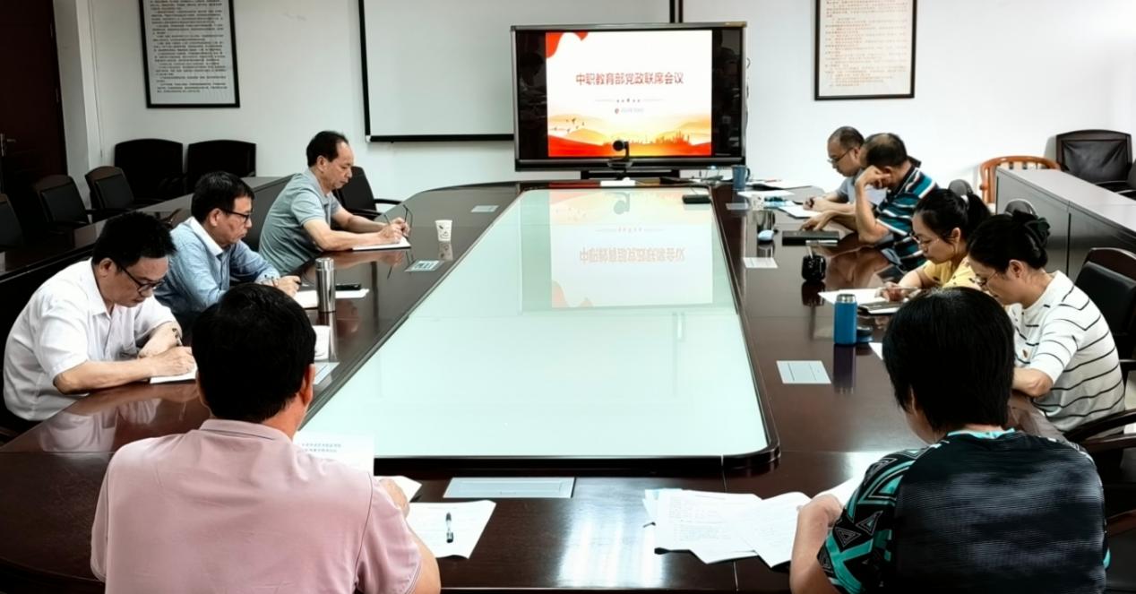 8b1eb3238135ccb18397b3bd29cbe3b